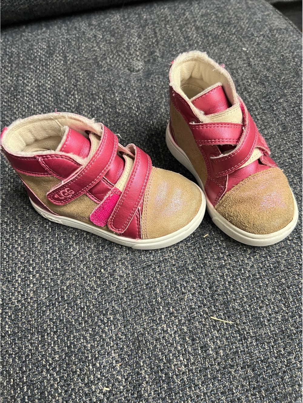 UGG size 7 kids pink and tan hook-and-loop high-top sneakers